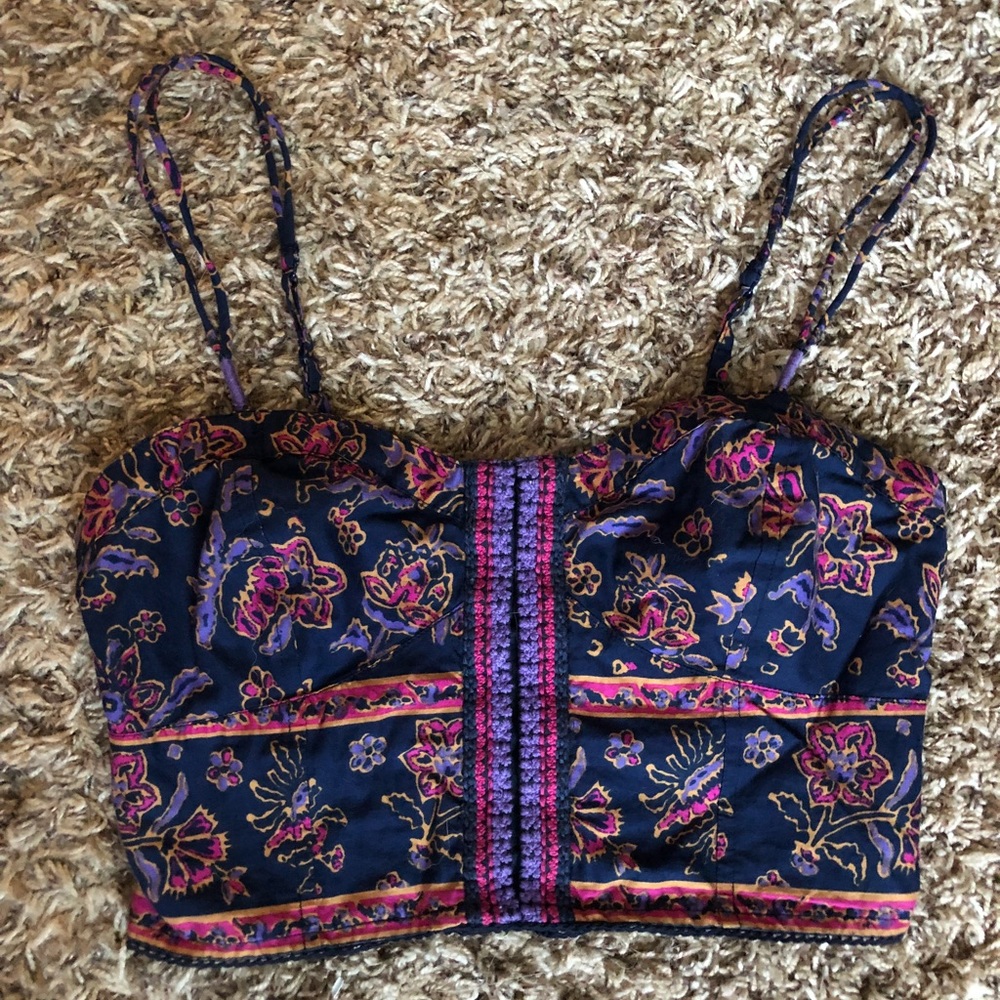 American Eagle crop top